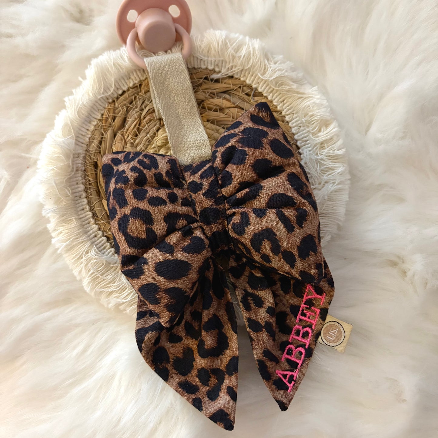 Schnullertuch Bow Deluxe – Leopard