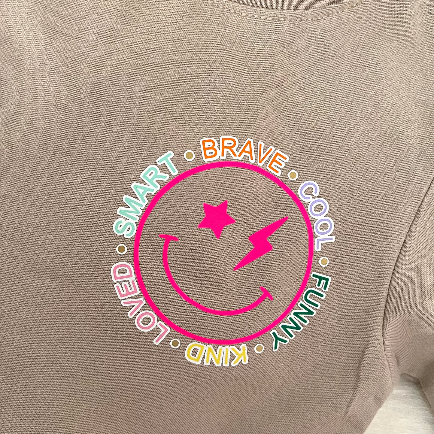 Pullover-Smiley – Neonpink