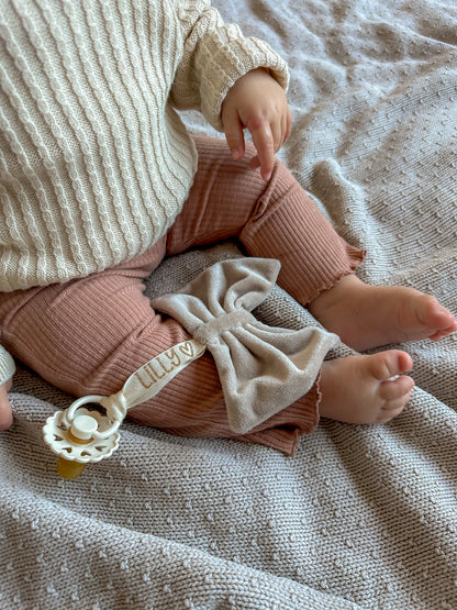 Schnullerschleife aus Stoff – Beige